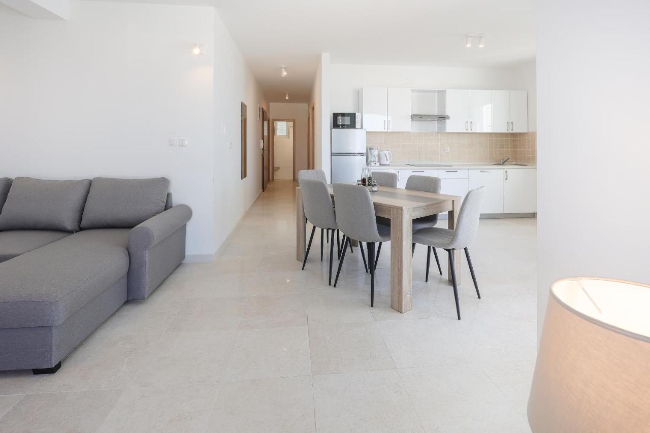 Sea View By Moro Apartment Malinska Luaran gambar