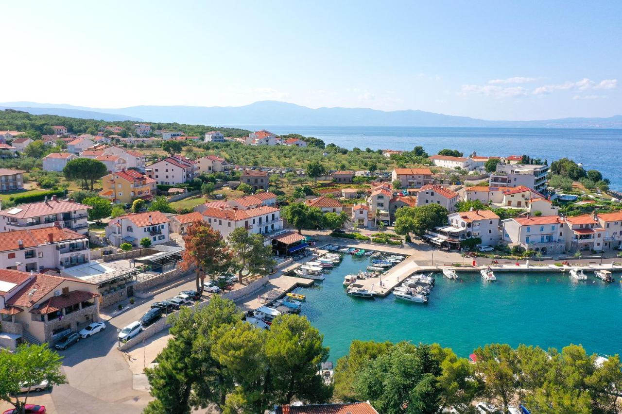 Sea View By Moro Apartment Malinska Luaran gambar