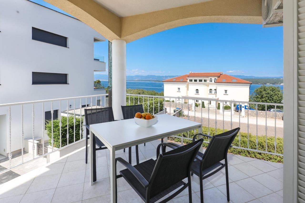 Sea View By Moro Apartment Malinska Luaran gambar